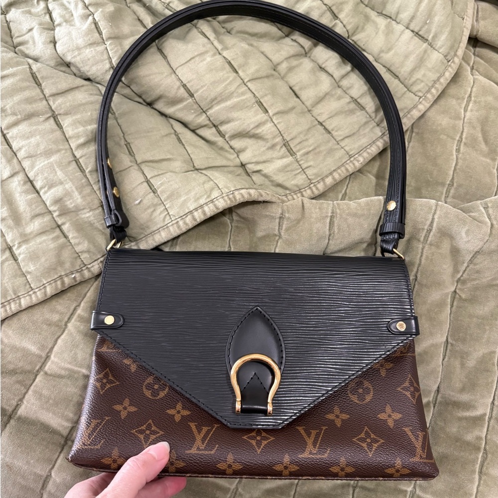 Louis Vuitton Black and Brown Monogram Shoulder Bag